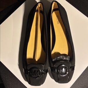 NWOT Michael Kors Suede/Black Patent Leather, SZ 11